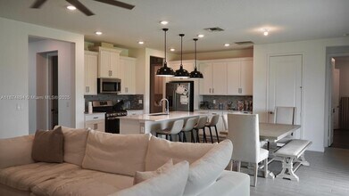 1365 Harvest Vw Xing in Loxahatchee, FL - Building Photo - Building Photo