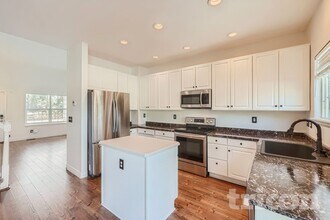 12342 S Nate Cir in Parker, CO - Foto de edificio - Building Photo