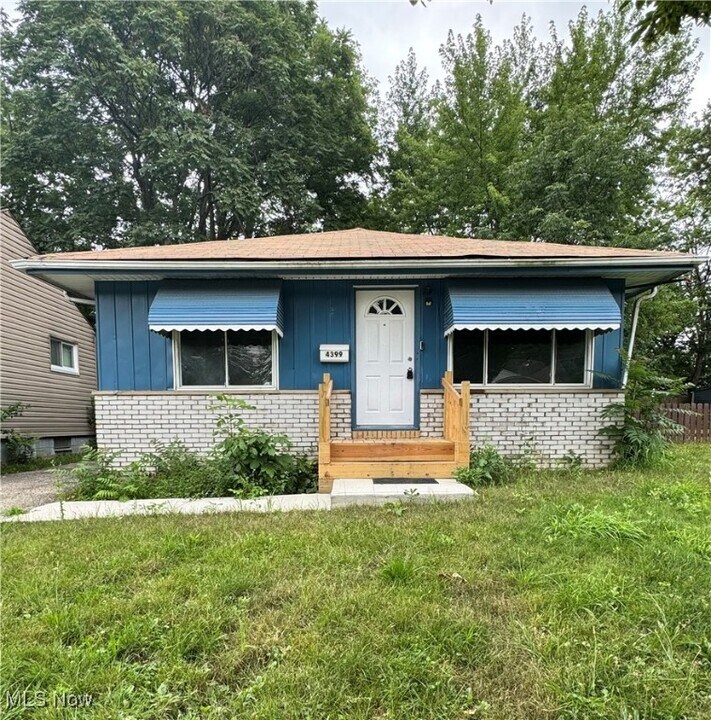 4399 E 143rd St in Cleveland, OH - Building Photo