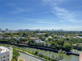 2829 Indian Creek Dr in Miami Beach, FL - Building Photo