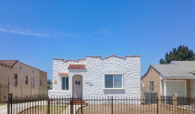 property at 647 W 112th St