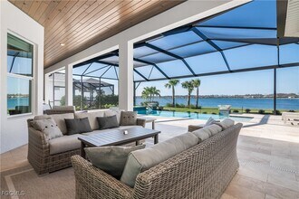 13974 Blue Bay Cir in Ft. Myers, FL - Building Photo - Building Photo