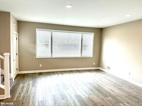 22001 Lakeview St in St. Clair Shores, MI - Building Photo - Building Photo