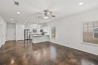 13106 Pike Mdw in San Antonio, TX - Building Photo - Building Photo