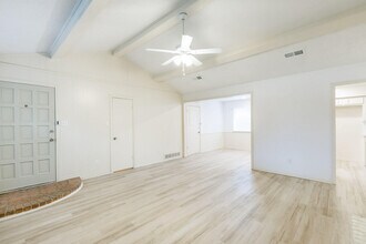 4407 75th Dr in Lubbock, TX - Building Photo - Building Photo