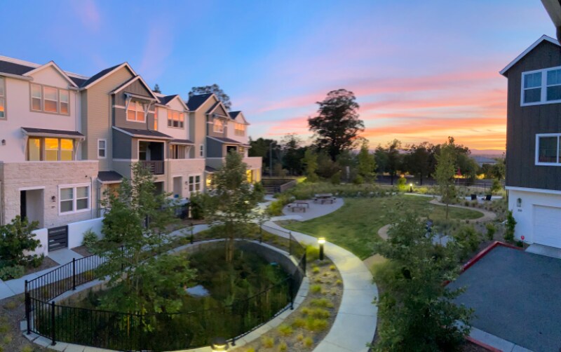 231 Gambrel Cir in Santa Rosa, CA - Building Photo