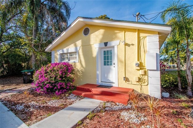 property at 3120 Peel Ave