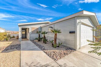 15300 Palm Dr in Desert Hot Springs, CA - Building Photo - Building Photo