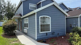 871 Orchid Dr in Davenport, FL - Building Photo