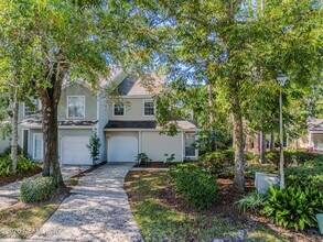 9960 Moorings Dr in Jacksonville, FL - Building Photo - Building Photo