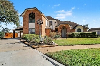 1402 Copperfield Ct, Unit 614 in Richmond, TX - Building Photo - Building Photo