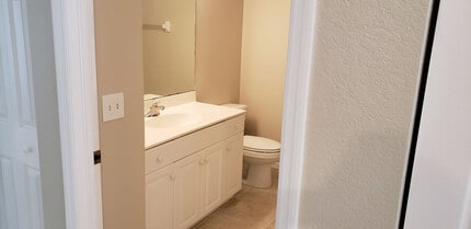 12330 Notting Hill Ln, Unit 16 in Bonita Springs, FL - Building Photo - Building Photo