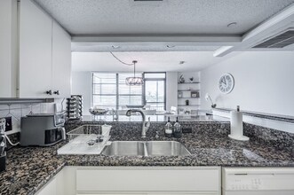 629 Alhambra Rd in Venice, FL - Building Photo - Building Photo