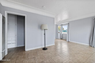 45104 Date in Lancaster, CA - Building Photo - Building Photo