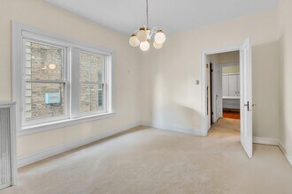 5917 N Campbell Ave in Chicago, IL - Foto de edificio - Building Photo