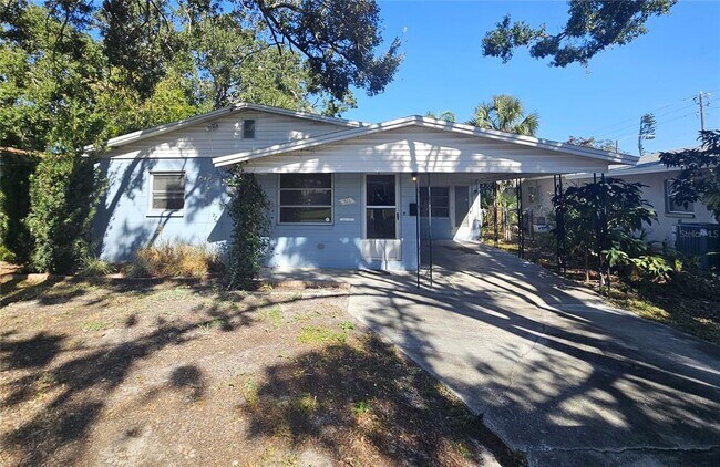 property at 511 46th Ave N