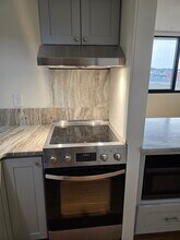 70 Southbridge St in Worcester, MA - Building Photo - Building Photo