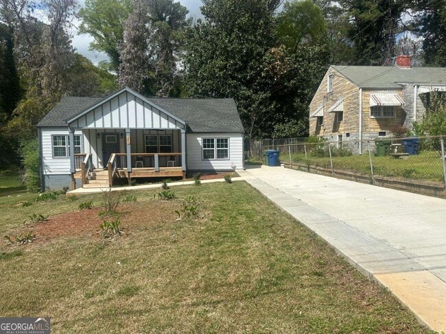 property at 1841 Bayberry Dr SW