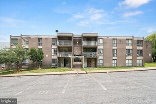 7967 Riggs Rd in Hyattsville, MD - Building Photo