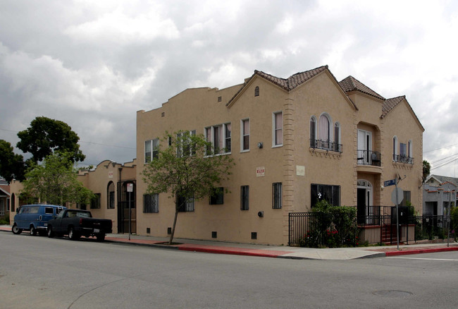 2501 Houston St in Los Angeles, CA - Building Photo - Building Photo