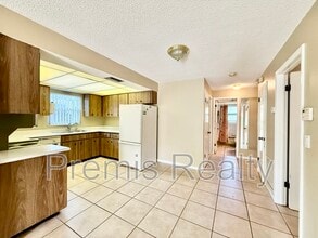 1308 Amble Ln in Clearwater, FL - Building Photo - Building Photo