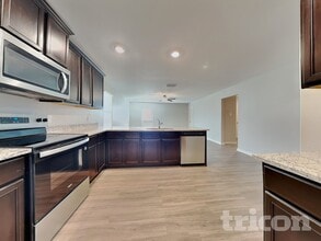 2918 Gastonian Mills in Converse, TX - Building Photo - Building Photo