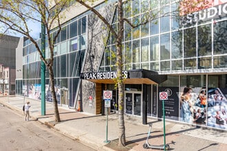 Peak Residences in Edmonton, AB - Building Photo - Building Photo