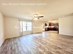 1840 Juniper Dr in Charlotte, NC - Building Photo - Building Photo