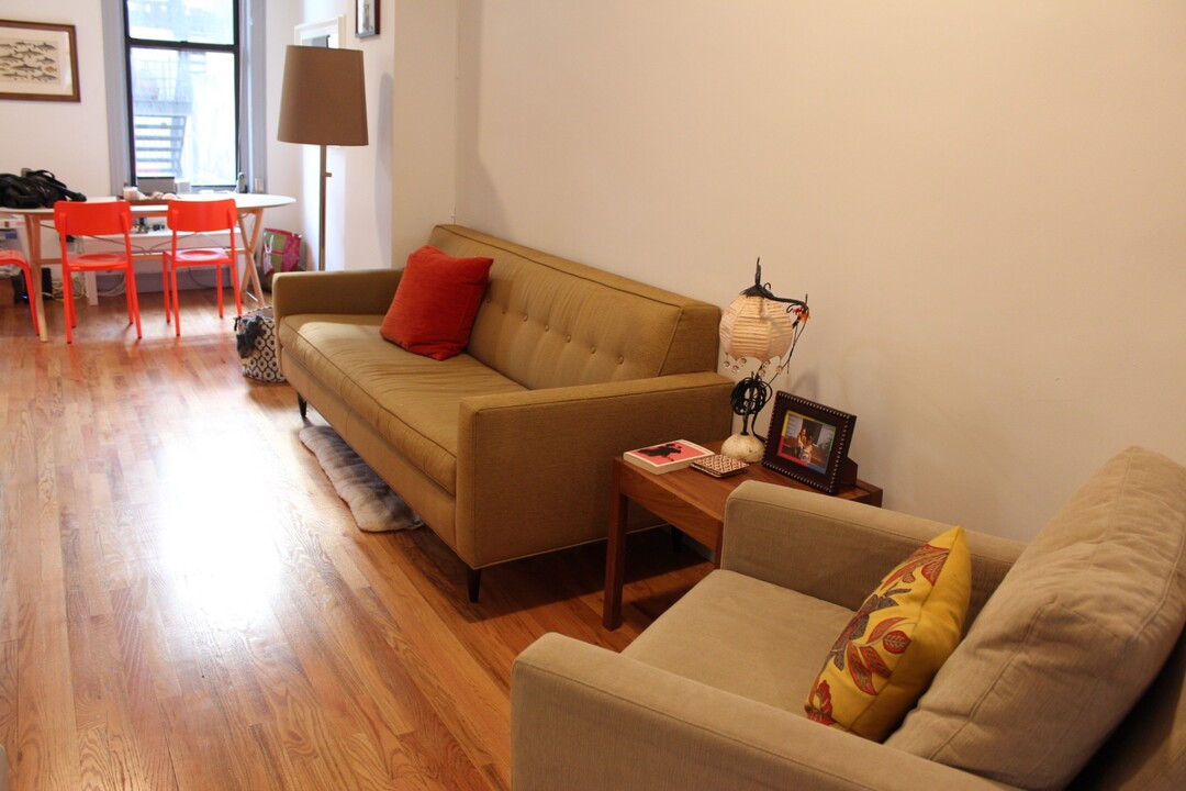 366 Myrtle Ave-Unit -1 in Brooklyn, NY - Building Photo