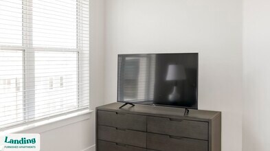 556 Martin Rd SW, Unit 1214 in Huntsville, AL - Building Photo - Building Photo