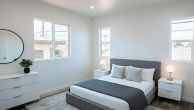 156 Mariposa Ave in Los Angeles, CA - Building Photo - Building Photo