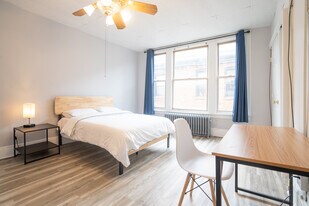 5807 Hobart St, Unit 5807 Hobart St in Pittsburgh, PA - Building Photo