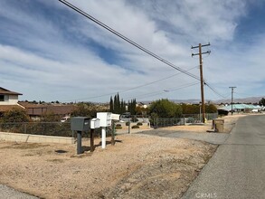 17780 Hinton St, Unit #2 in Hesperia, CA - Building Photo - Building Photo