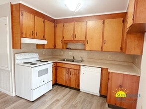 3751 E Olive Rd in Pensacola, FL - Building Photo - Building Photo