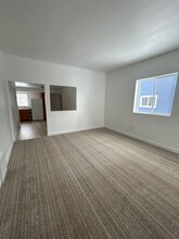 2106 Thomas St in Marinette, WI - Foto de edificio - Building Photo