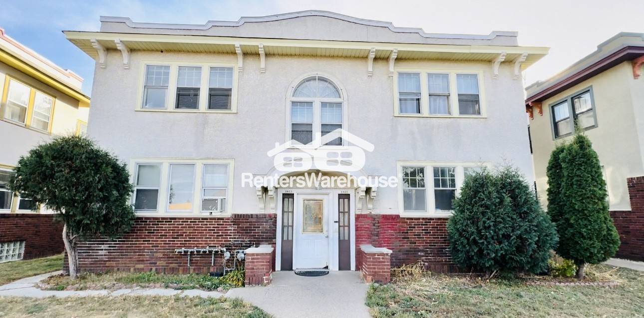 3925 Chicago Ave in Minneapolis, MN - Building Photo