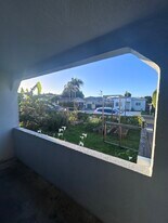 12444 Greene Ave in Los Angeles, CA - Building Photo