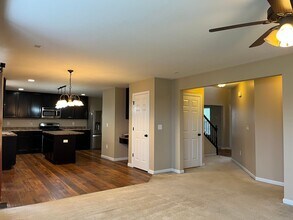 761 Willow Spring Hill Dr in Fairview Heights, IL - Building Photo - Building Photo