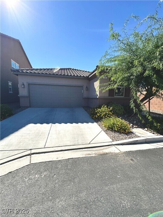 703 Shiva St in Las Vegas, NV - Building Photo