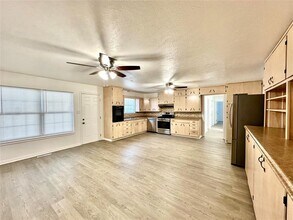 1603 NW 32nd St in Lawton, OK - Building Photo - Building Photo