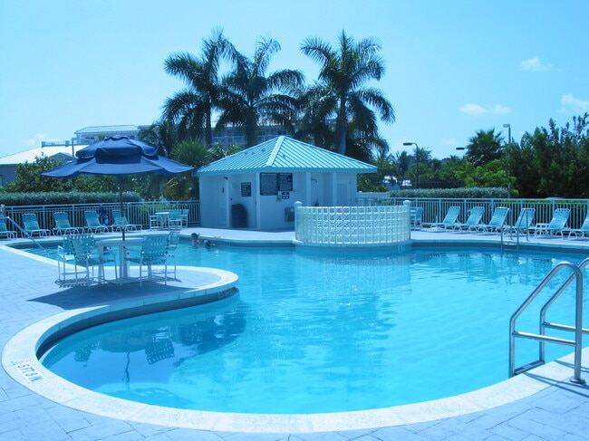 3655 Seaside Dr, Unit 326