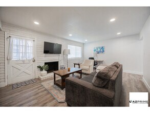 3031 S Rural Rd in Tempe, AZ - Foto de edificio - Building Photo