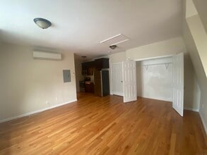 48 High St-Unit -52-3A in Bristol, CT - Building Photo - Building Photo