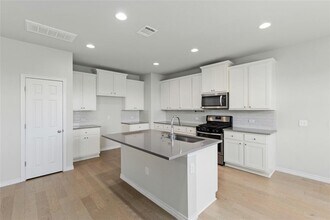 11805 Caithness Way in Austin, TX - Building Photo - Building Photo