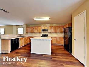 6214 Balcony Ln in Dallas, TX - Building Photo - Building Photo