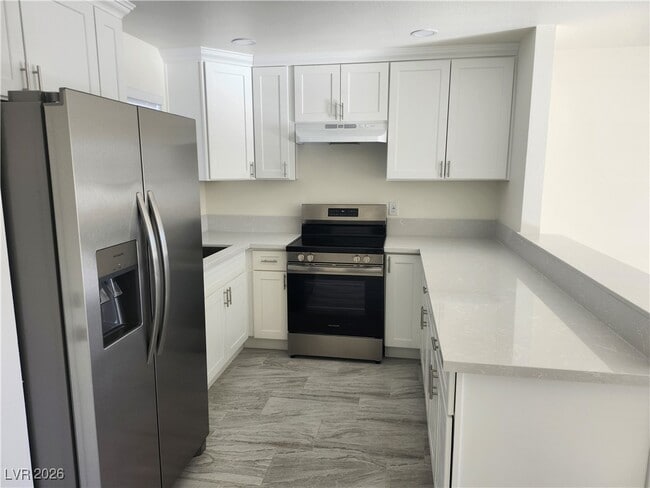 property at 5312 S Swenson St