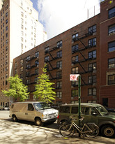 147-151 W 16th St Apartments