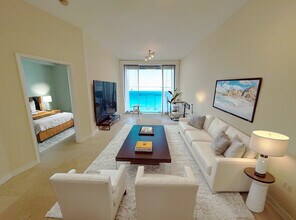 725 NE 22nd St, Unit 10E in Miami, FL - Building Photo - Building Photo