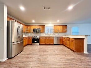 10457 Winding Passage Way in Fort Worth, TX - Building Photo - Building Photo
