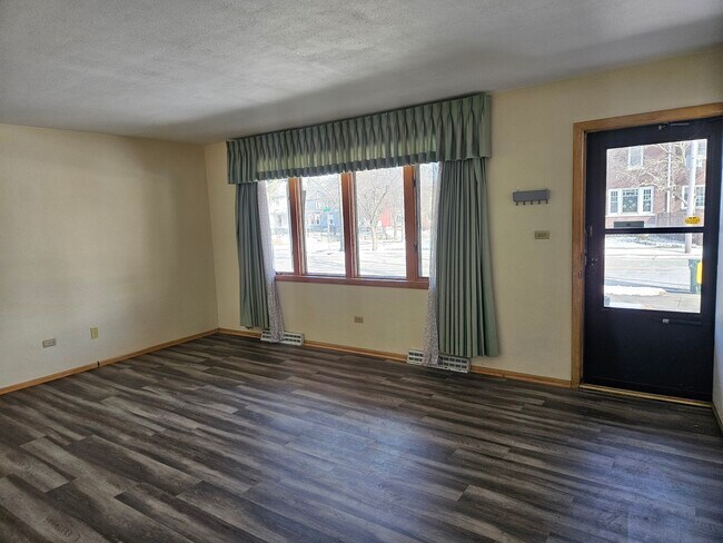311 Wilcox St in Joliet, IL - Building Photo - Building Photo